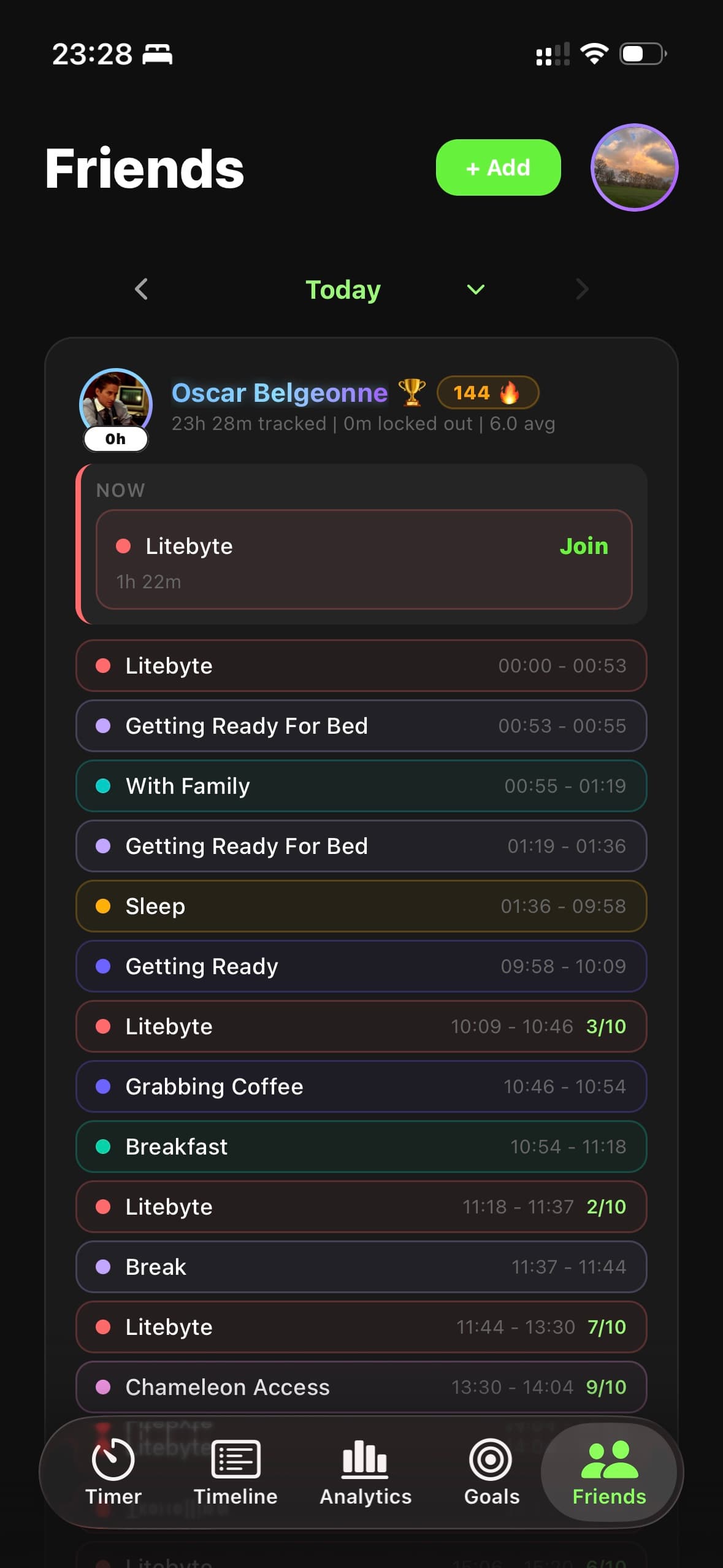 Locked In friend activity feed with live session status and join control